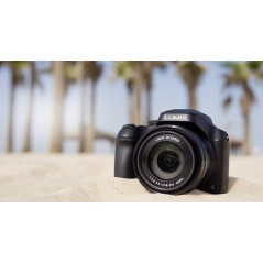 Panasonic Lumix DC-FZ82D 18MP Black Digital Camera - Capture Stunning Moments with Incredible Detail!